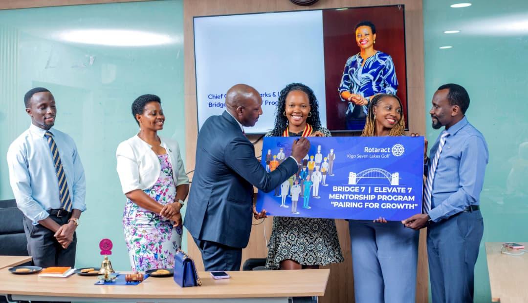 30ad5386-065d-4cb7-8ee6-c0ee01fe4a36